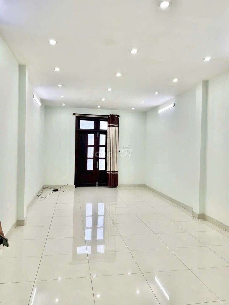 Rent a brand new house near A.A. Bình Tân with a 12-metre air conditioning.
