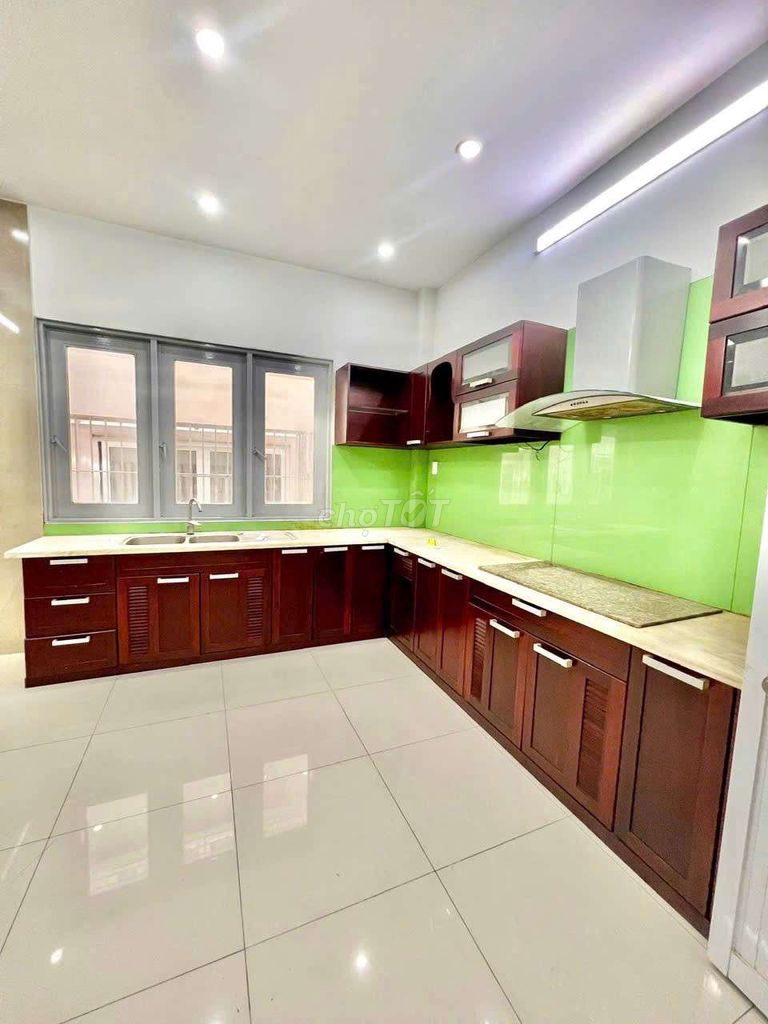 Rent a brand new house near A.A. Bình Tân with a 12-metre air conditioning.