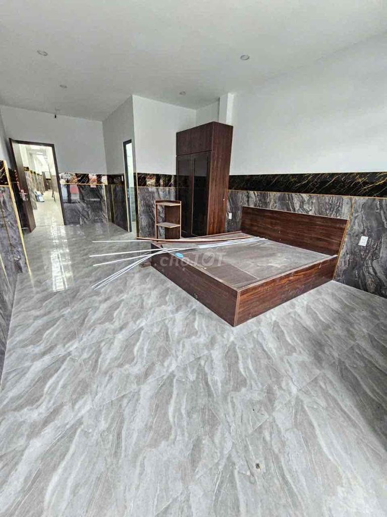 Rent 12 rooms on two floors, Lê Văn Khương.