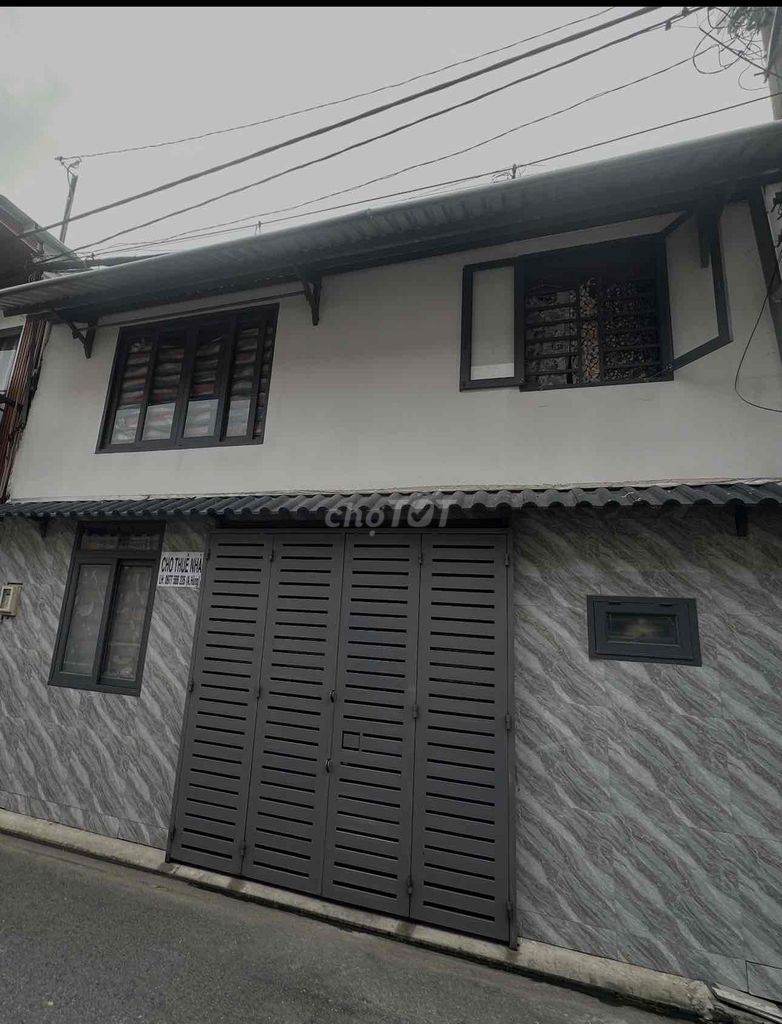 Rent 12 rooms on two floors, Lê Văn Khương.
