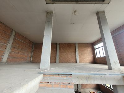 Rent a building 400 m2 near Lotus, Đỗ Xuân Hợp 3 floors