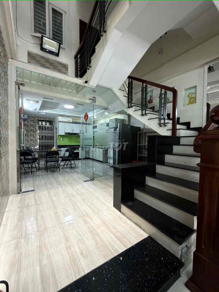 Hxt Cộng Hoà, Q.Tân Bình – 5 x 19 – 45 million (cold)