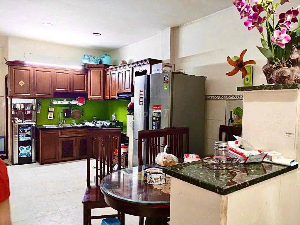 Rent the original house 2 P sleep - off the clouds - Bình Tân
