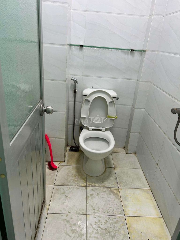 Renting a three-time-size car alley, three bedrooms, three full-scan toilets.