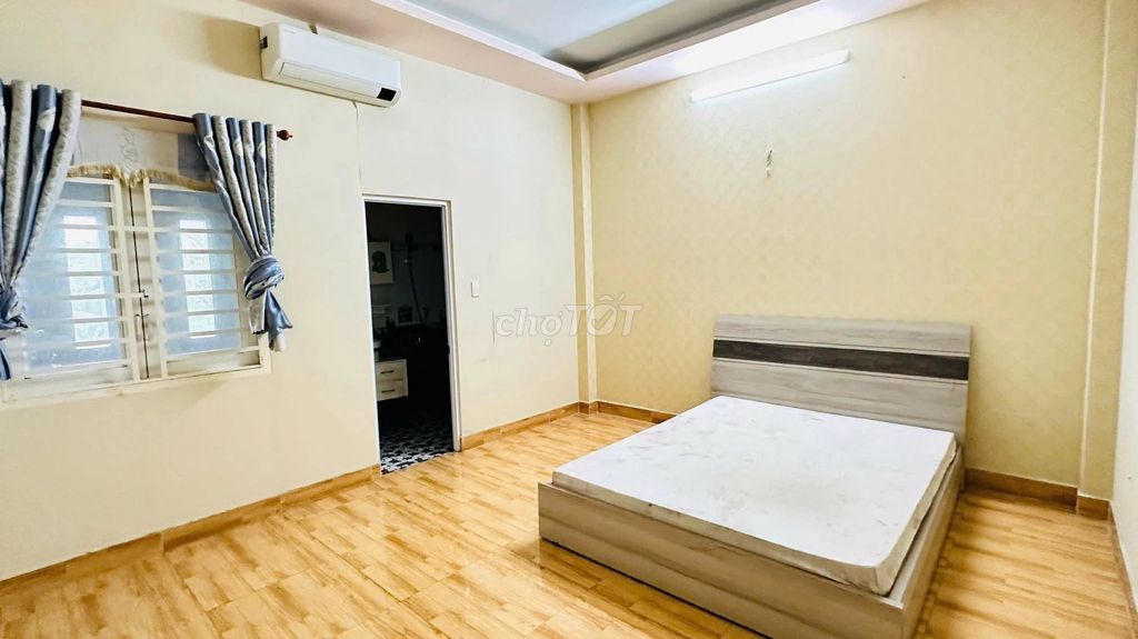 Rent a three-story apartment, nice Trần Thị Năm P. Tân Chánh Hiệp District 12