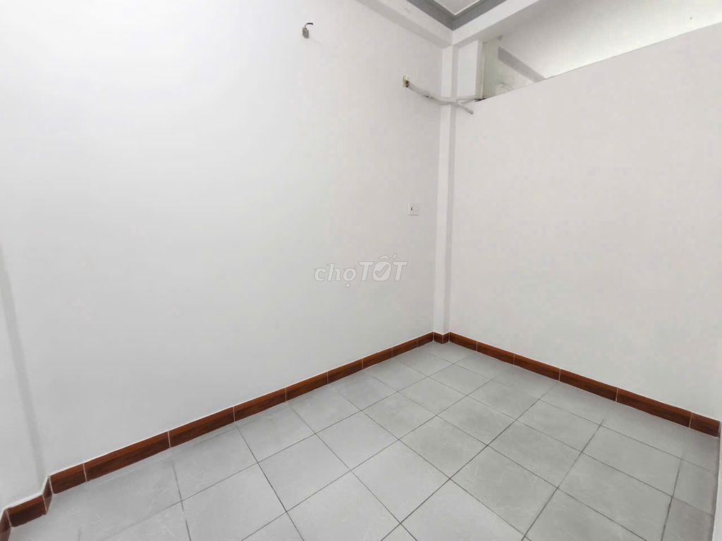 Need to rent a house. A Bùi Quang Là.12 QGò Vấp.