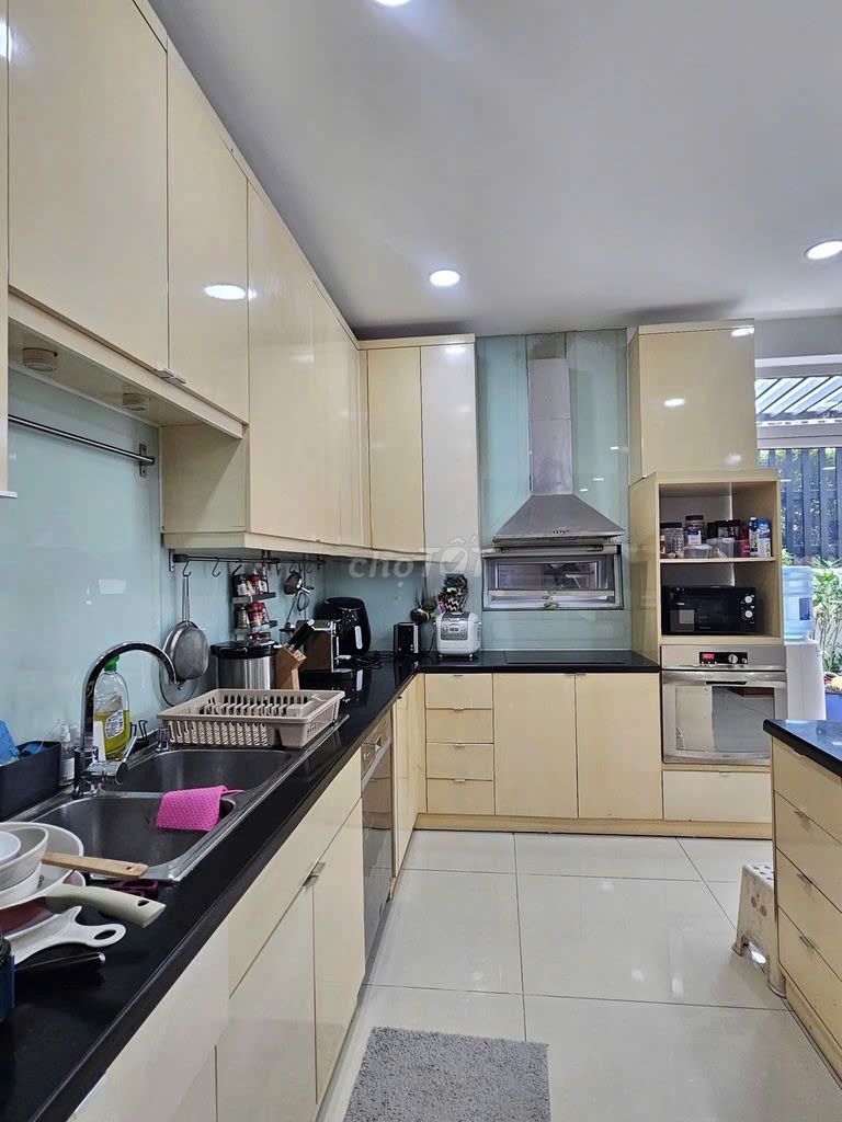 Rent 4799 Quốc Hương, plantation, District 2 – across 8 M - 3 bedrooms