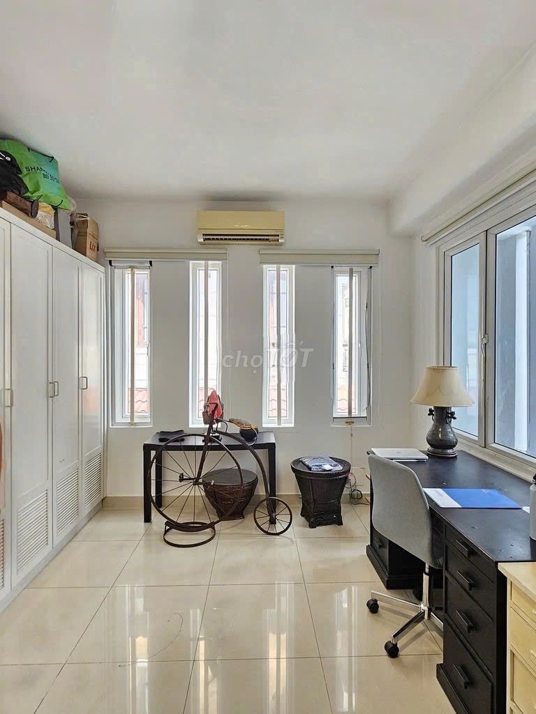 Rent 4799 Quốc Hương, plantation, District 2 – across 8 M - 3 bedrooms