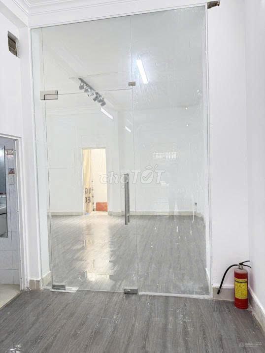 Rent 25 D Bắc Hải, District 10 – 25 M long, bloom 6 M - 20 million
