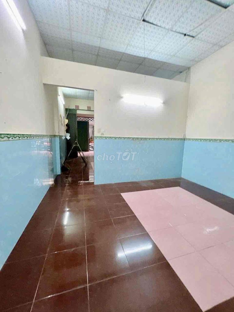 4 x17 m 1st floor (two bathrooms bedroom) 4-foot hall. Lê Văn Quới. Bình Tân