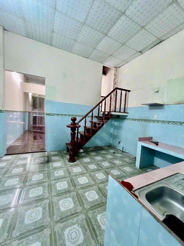 4 x17 m 1st floor (two bathrooms bedroom) 4-foot hall. Lê Văn Quới. Bình Tân