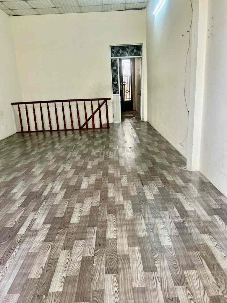 4 x17 m 1st floor (two bathrooms bedroom) 4-foot hall. Lê Văn Quới. Bình Tân