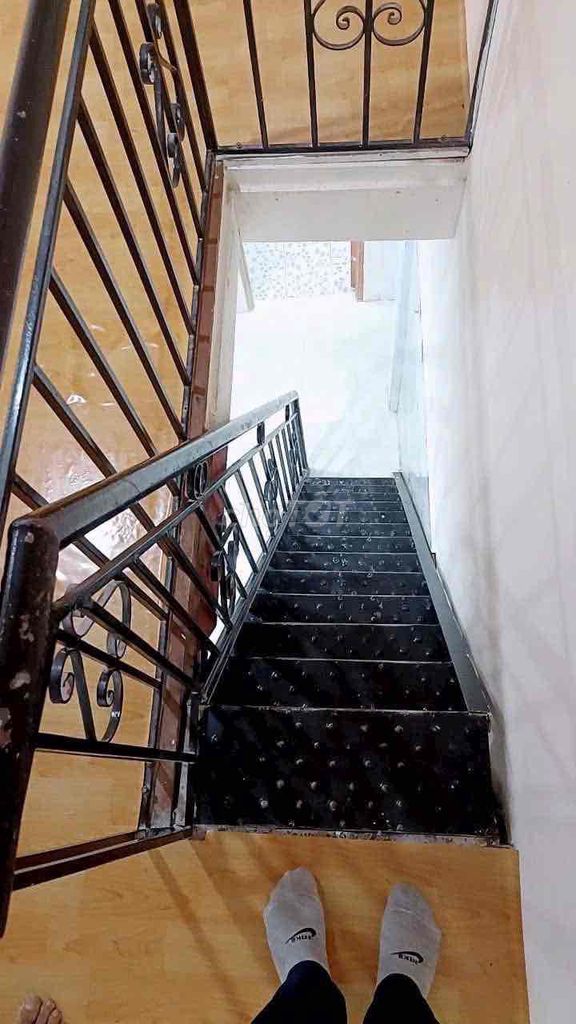 Rent a house at the market of Lu Chun Dao 1 million floating in 2 bedrooms 7 million