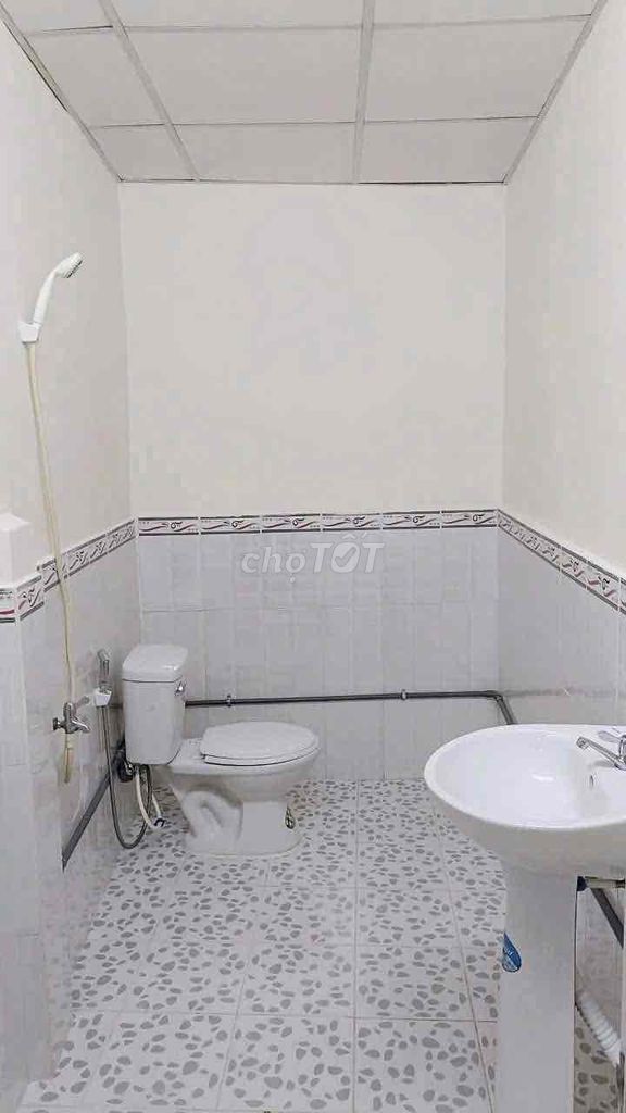 Rent a house at the market of Lu Chun Dao 1 million floating in 2 bedrooms 7 million