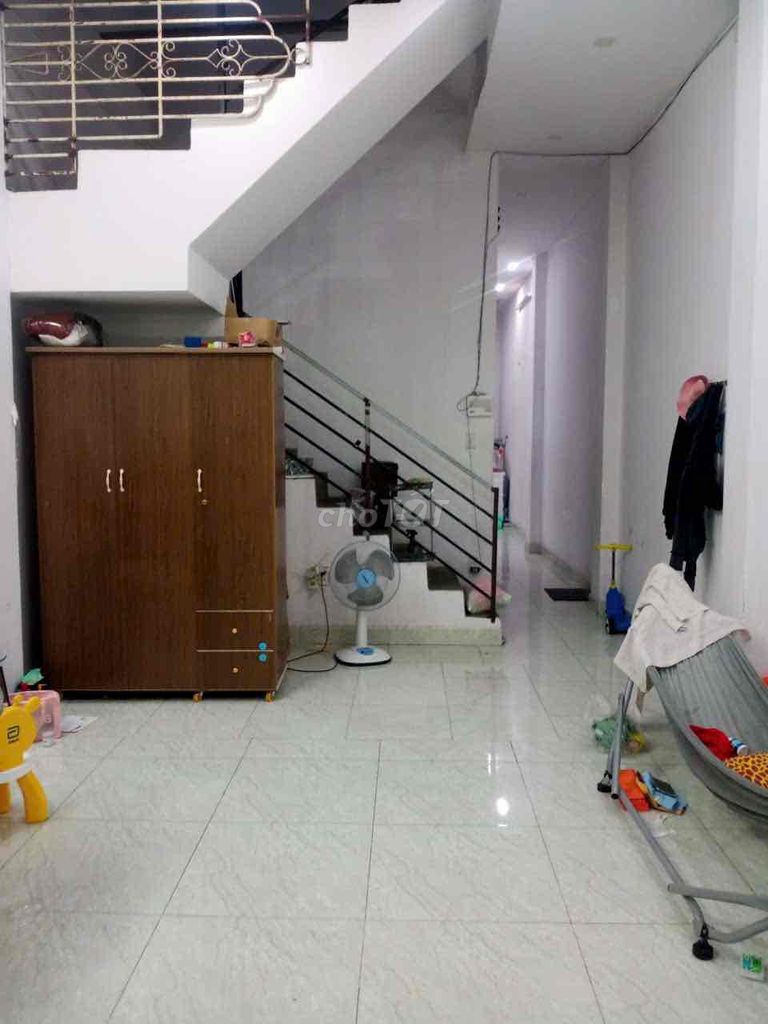 Rent the entire tx25 houses 1 st floor 1st floor - traffic alley.