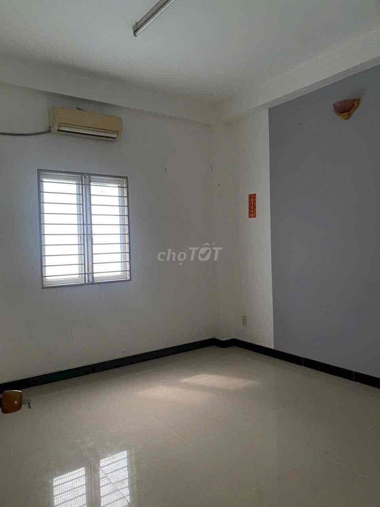 Rent a house on số 1. Bình Tân Missile