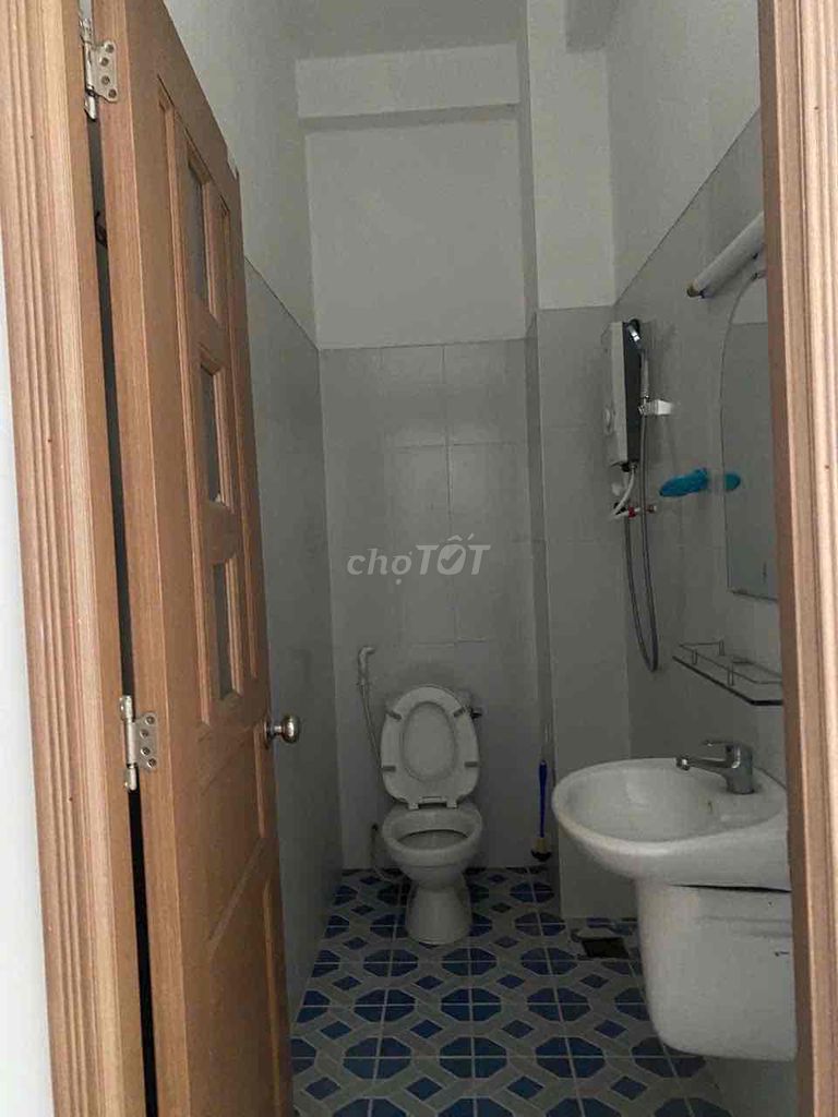 Rent a house on số 1. Bình Tân Missile