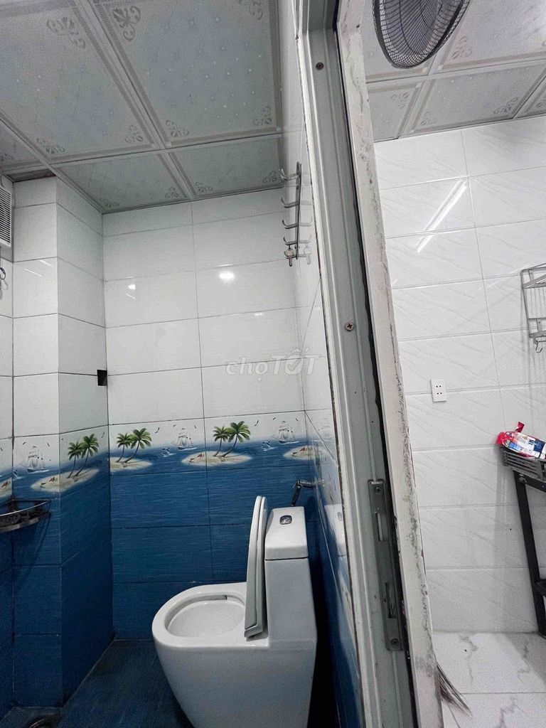 Rent a factory near a 70-foot-foot-high-dive dock.