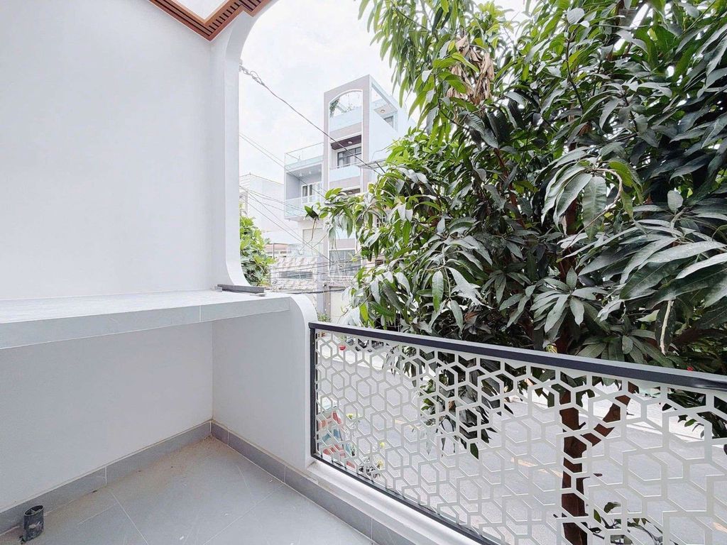 Rent the entire street near lotte mart