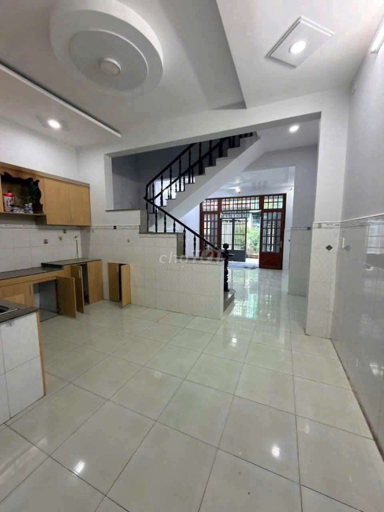 1 st floor. 5 x 12 Nguyễn Thị Trọn.