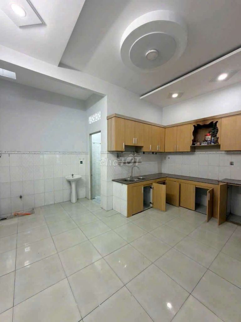 1 st floor. 5 x 12 Nguyễn Thị Trọn.