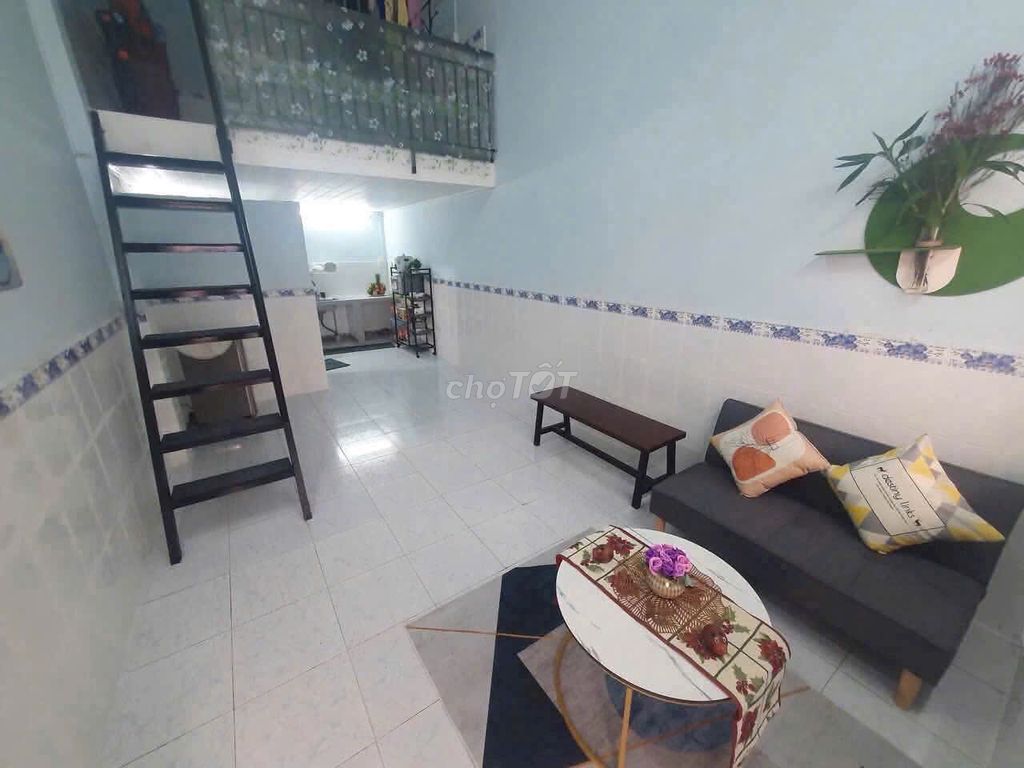 Eight million for renting 119 Nguyễn Thị Thập.
