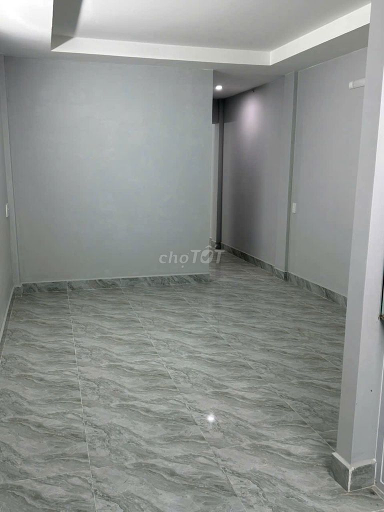 Renting 8 million Kingdom Halls Dương Cát Lợi.