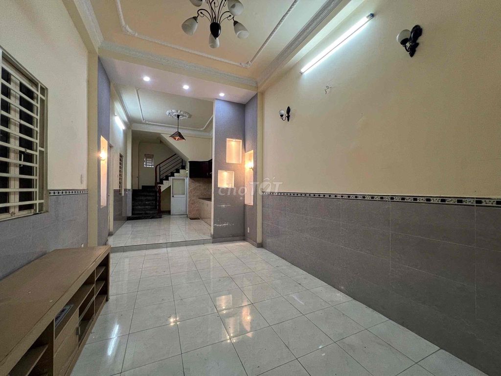 Renting the entire Bàu Bàng, Tân Bình.