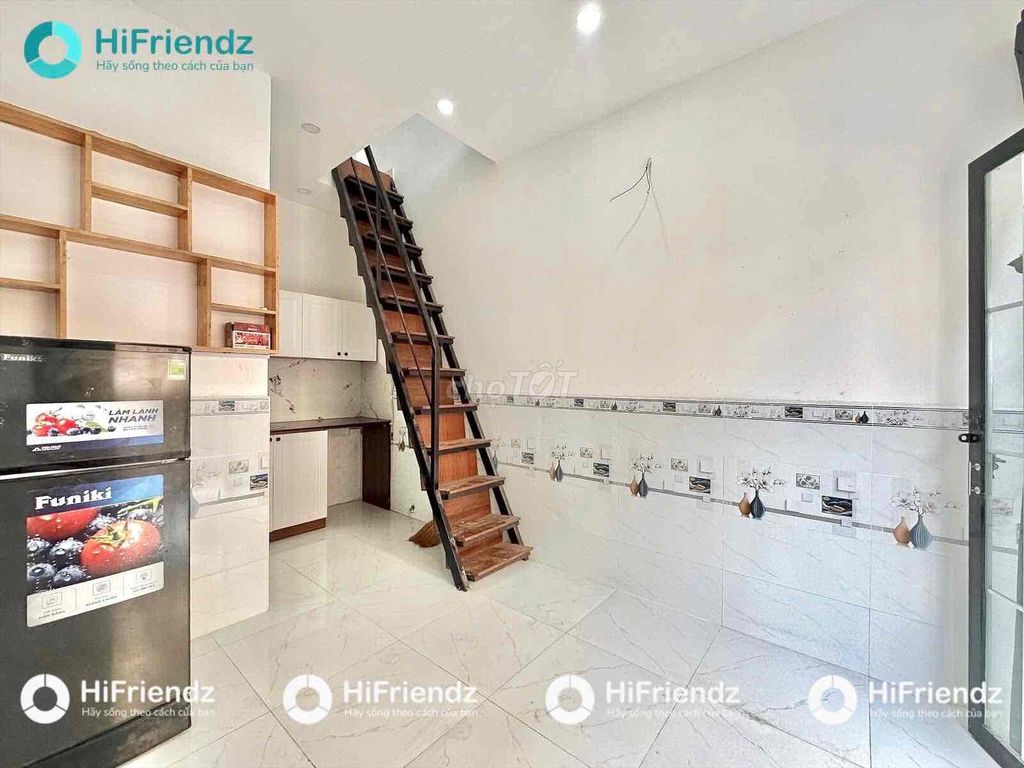 1 st floor one floor near aeon University of Mining University. Super cheap interior.