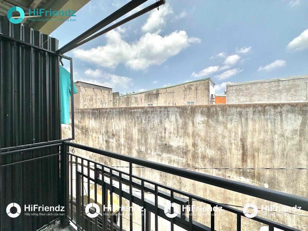 1 st floor one floor near aeon University of Mining University. Super cheap interior.