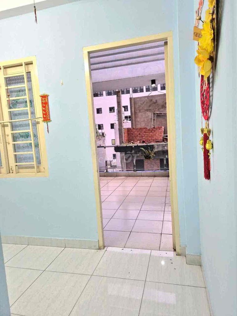 Rent the original four-story apartment, Nguyễn Thái Sơn, 1894 5 Gò Vấp 10 million.