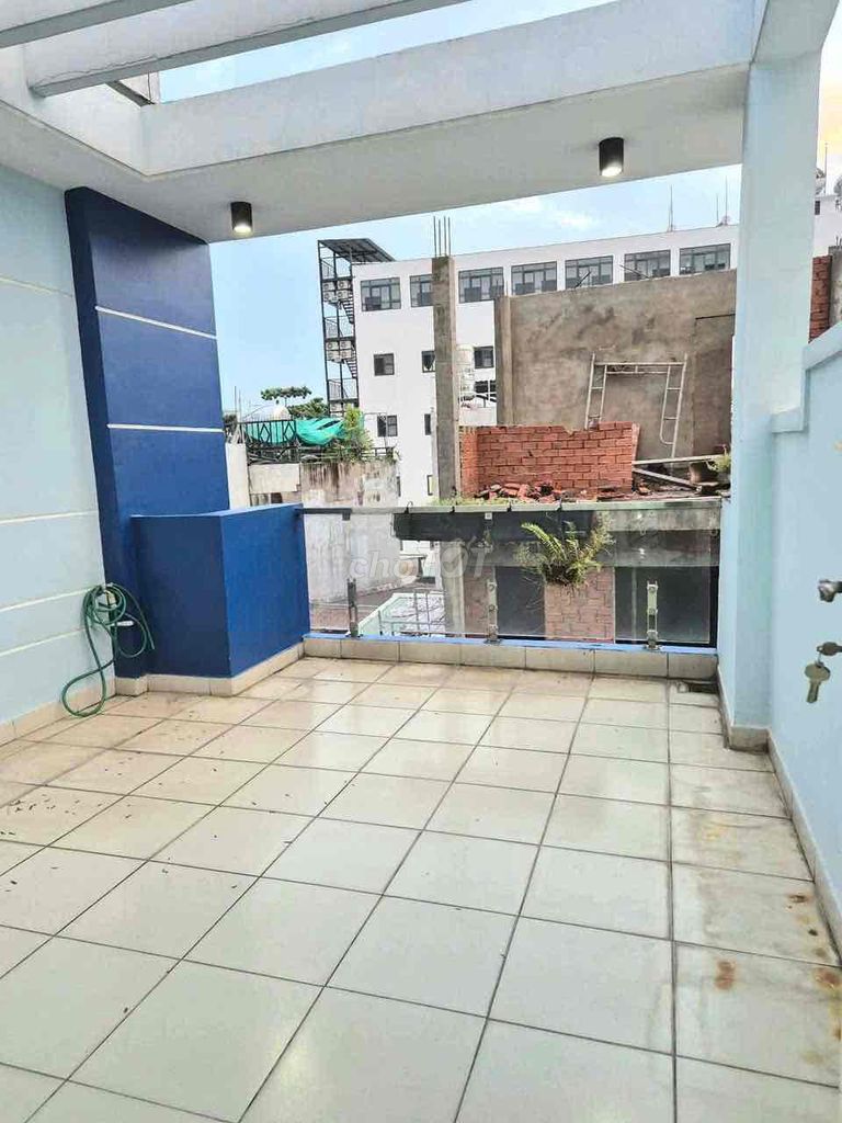 Rent the original four-story apartment, Nguyễn Thái Sơn, 1894 5 Gò Vấp 10 million.