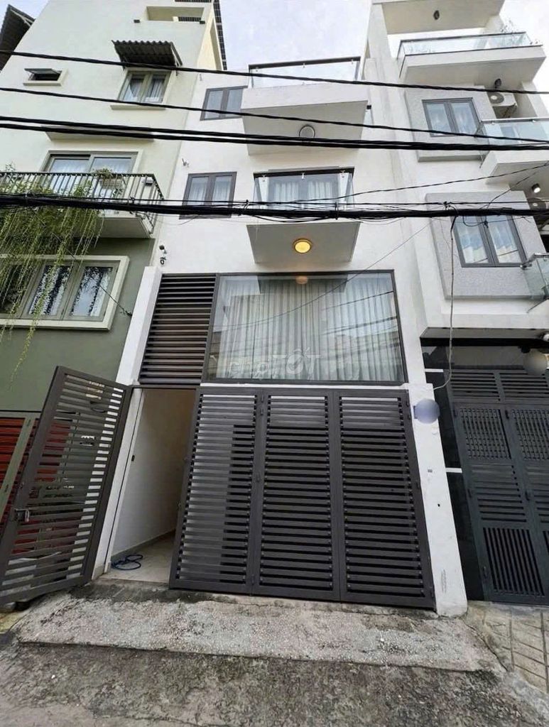 Rent 304 per drug house, Bình Thạnh, 5 x 16 meters, 2.5 floors, 4 bedrooms, 4 toilets.