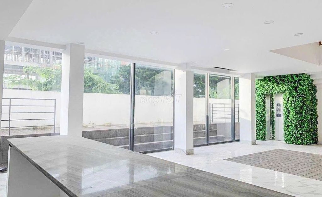 Rent the Nguyễn Văn Hưởng cash house, Thủ Đức 20 x 20 m m 3th floor