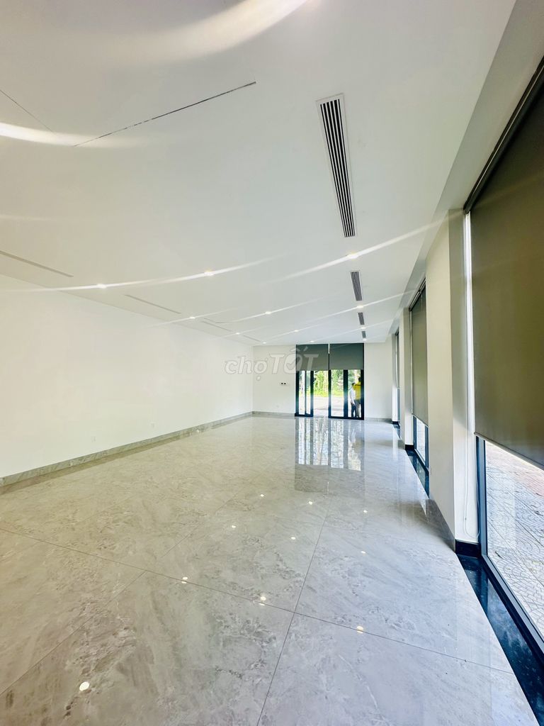 New house kdc Liên Phường - main axis to varosa - elevator ready