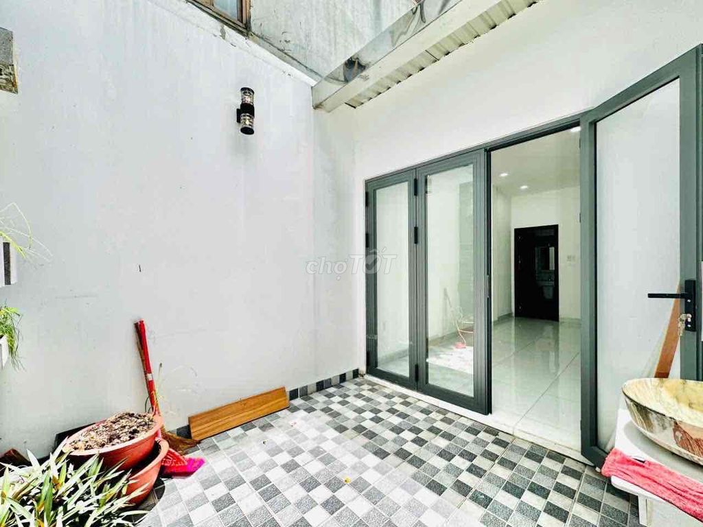 100 meters2, 3 floors, 3 bedrooms, Nguyễn Oanh, 187 10 Gò Vấp, 15 million.