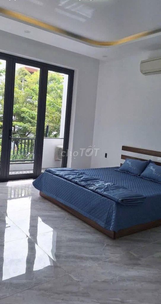 Rent Nguyễn Hữu Tiến, Tân Phú, 4 bedrooms, 20 million a month.