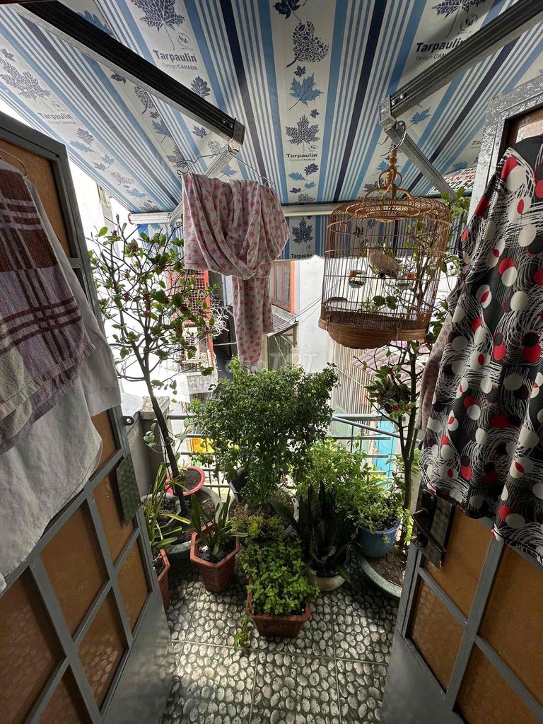 To rent Phú Nhuận