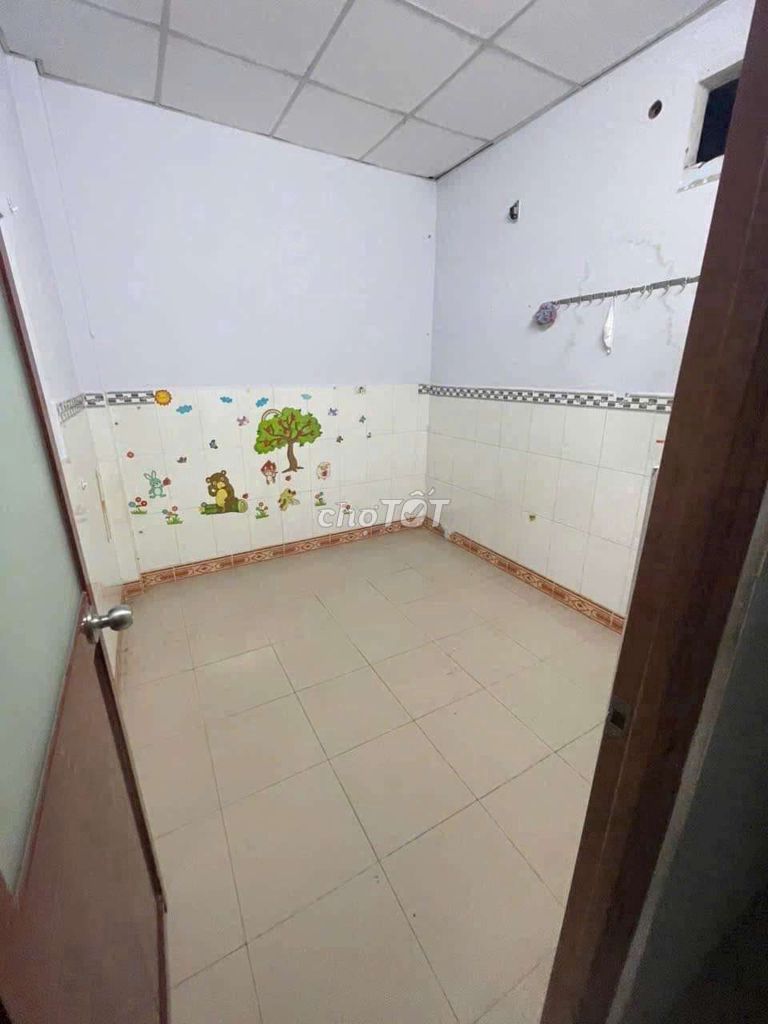 4 x10 meters.1 floor.2 bedroom. 4mmm Bill.