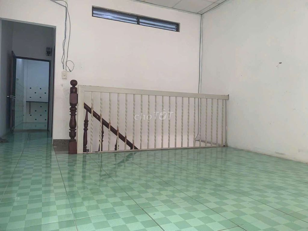 Thống Nhất-710 area 4 x13 meters 1st floor 3 bedroom 3 toilets