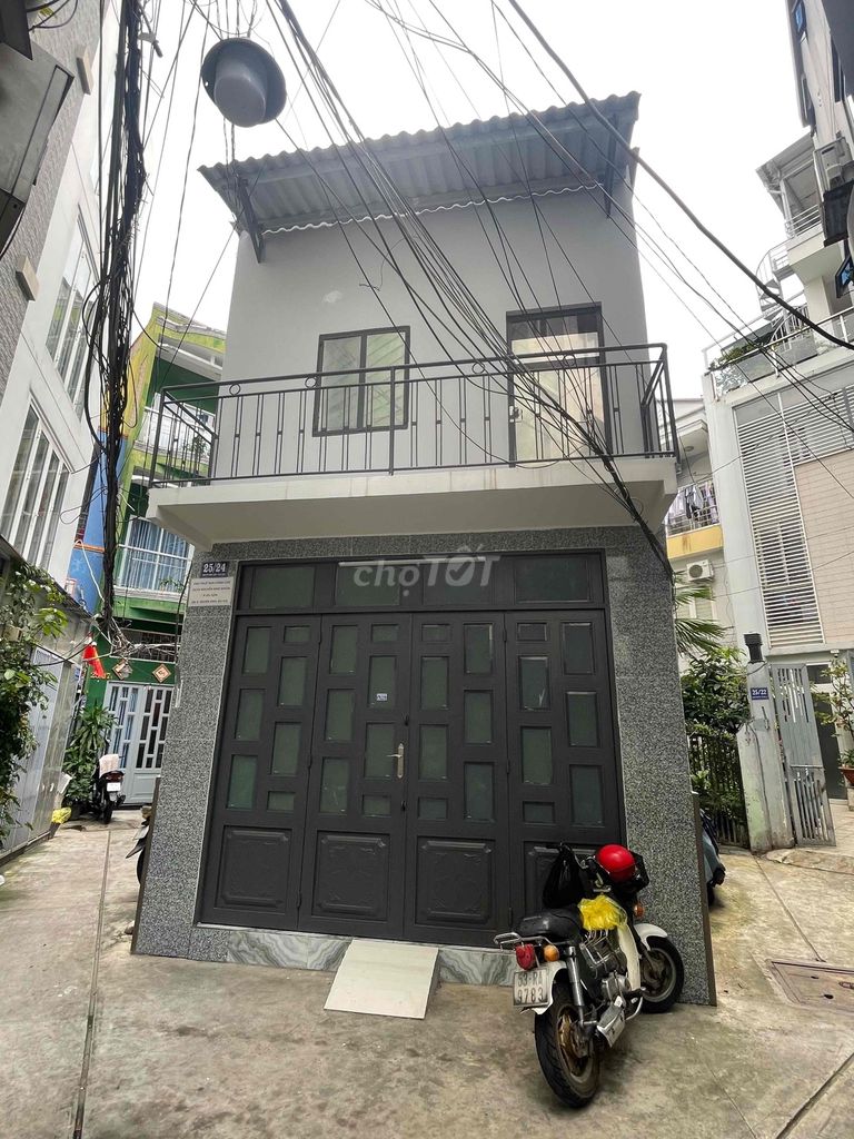 Renting 25th of 14 Nguyễn Bỉnh Khiêm District 1.