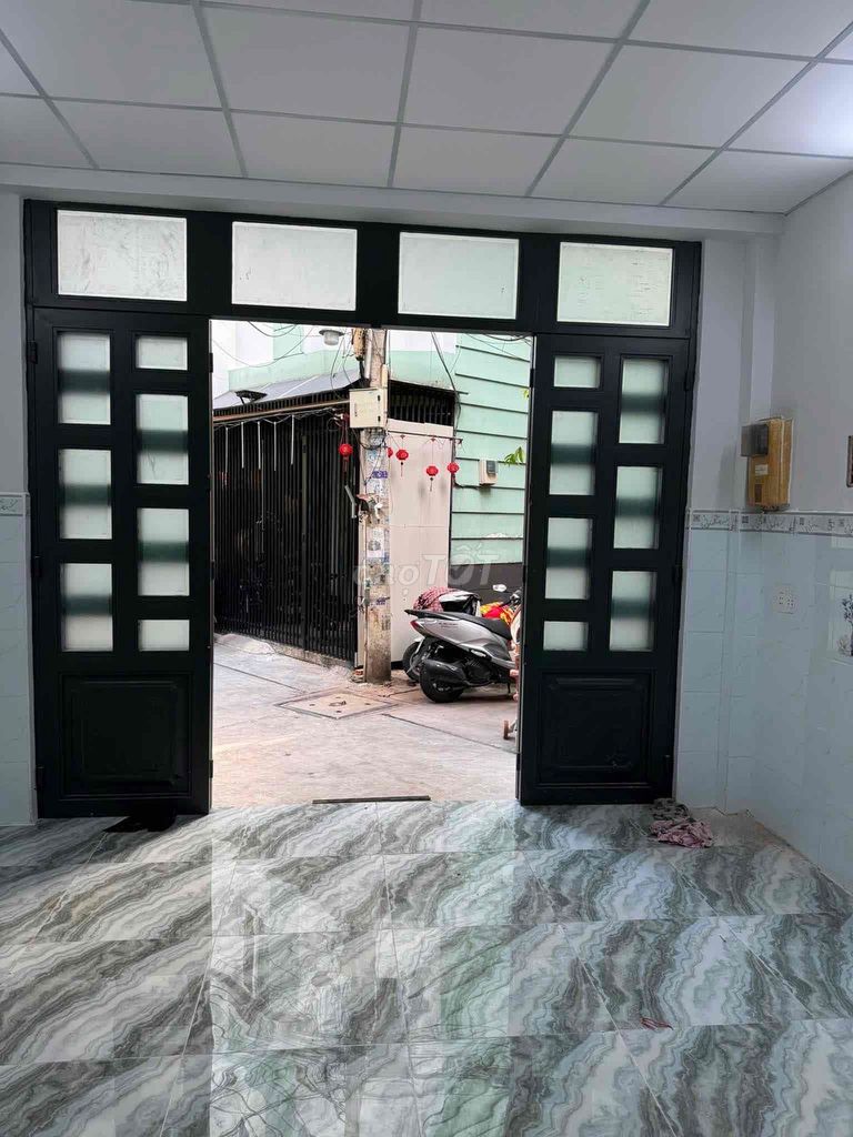 Renting 25th of 14 Nguyễn Bỉnh Khiêm District 1.