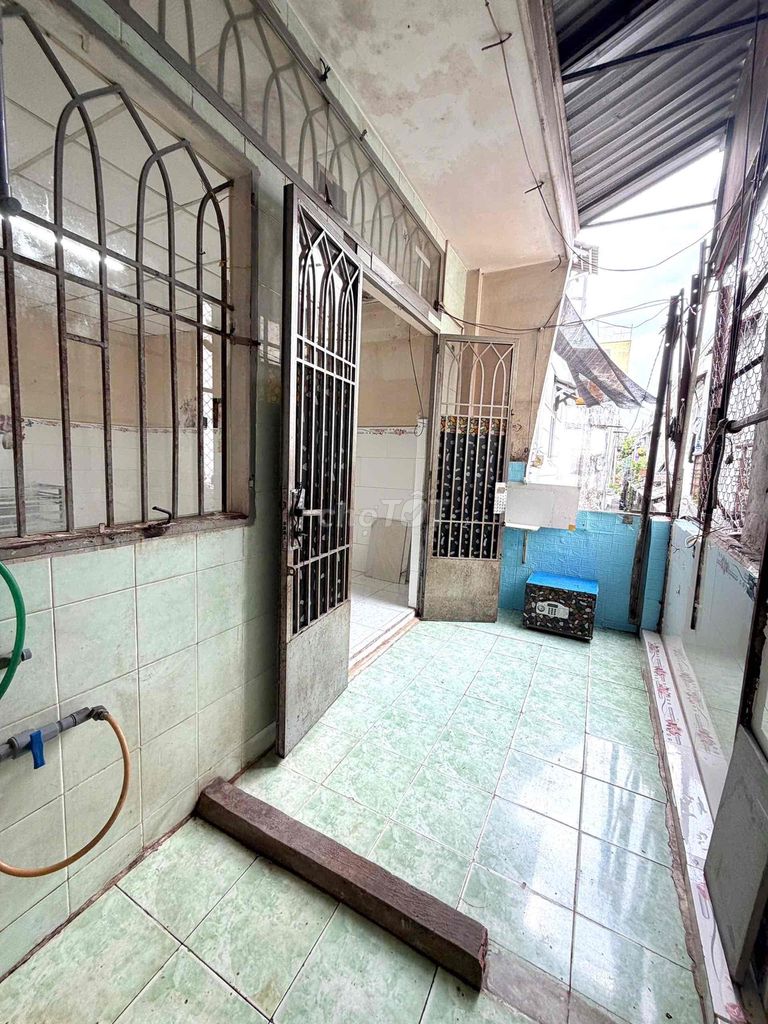 Rent the original P.Tân Sơn Nhì - 4.2 X6 - 50 M2 - 2 stories