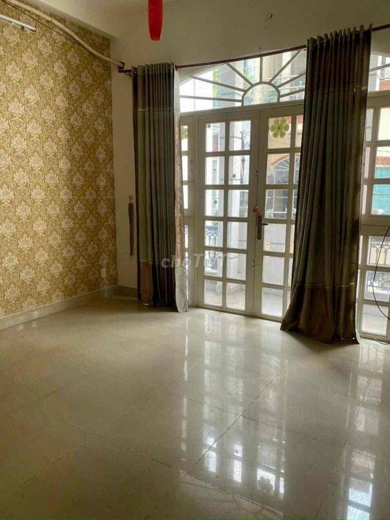 Hired at 237 Phạm Văn Chiêu Gò Vấp Hall