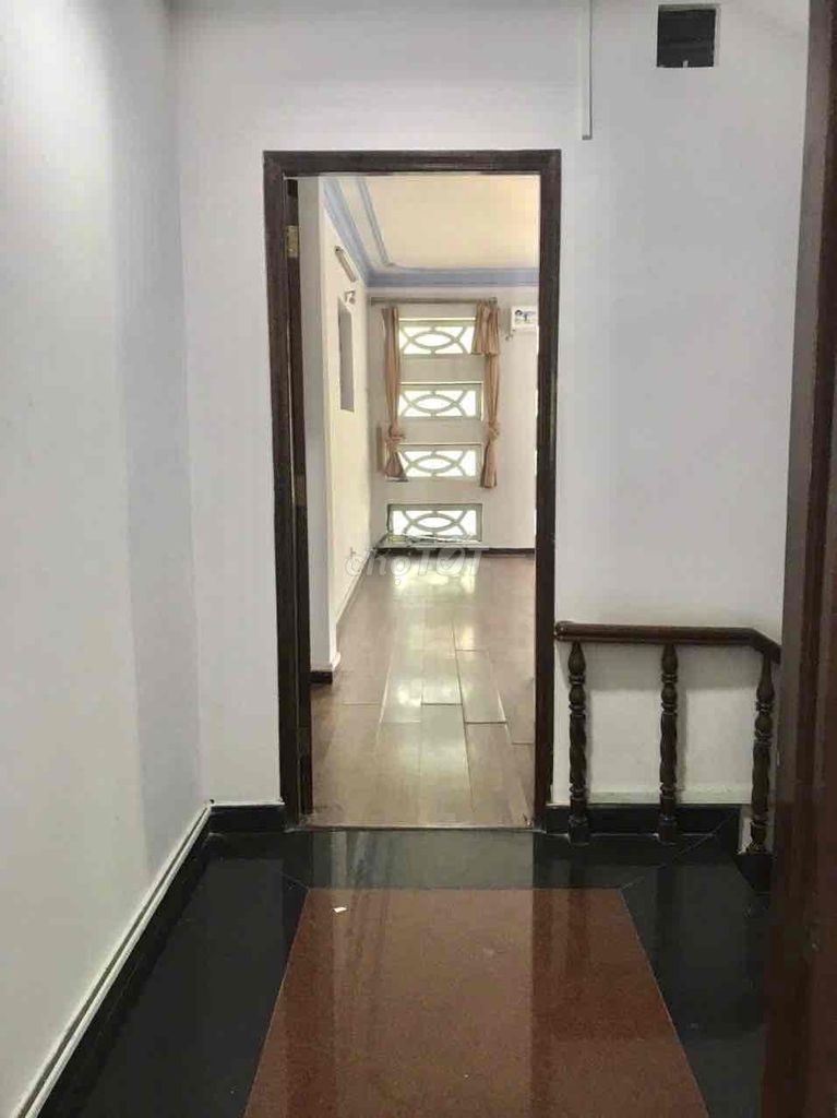 Rent a 1st block of Firefire area 5 x 20 xd a 3-story vault. At 26 million.