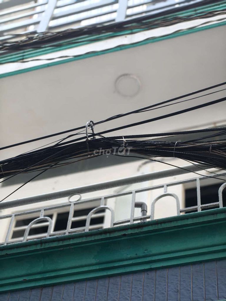 Rent the entire Ni Sư Huỳnh Liên street 3 x 6 meters cast 3 panels