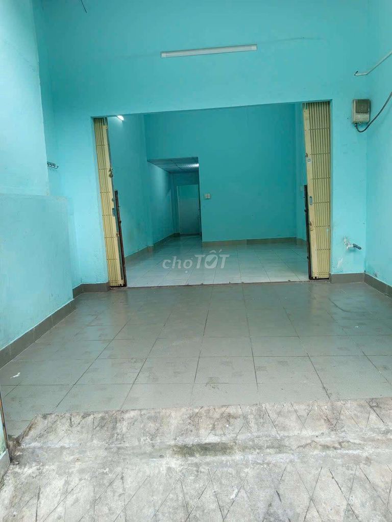 Rent the entire Ni Sư Huỳnh Liên alley 4 x 18 meters cost, 8 million