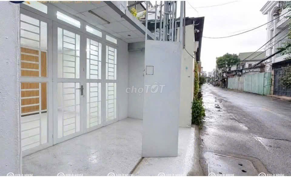 Rent a house on Đoàn Hồng Phước 4 x 22 meters casting a four-room floor, two toilets.