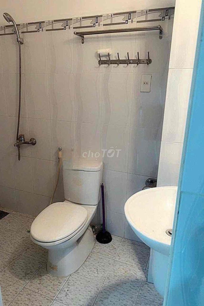 Rent the entire Thích Quảng Đức Shire Street.
