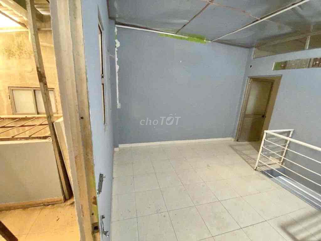 Cash House 4x32 m, 128 meters, Âu Cơ, Tân Thành, Tân Phú